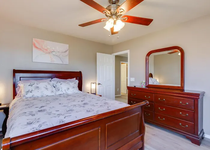 Ferienhaus Private Pool & Fairway View: Golf Retreat!